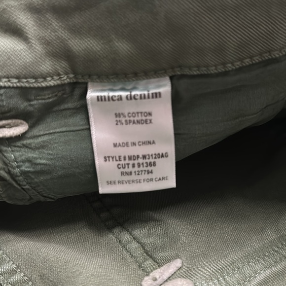 Mica Los Angeles Downeast WideLeg Cargo Jeans. Green. Size: 30 (12) NWT - Picture 11 of 12